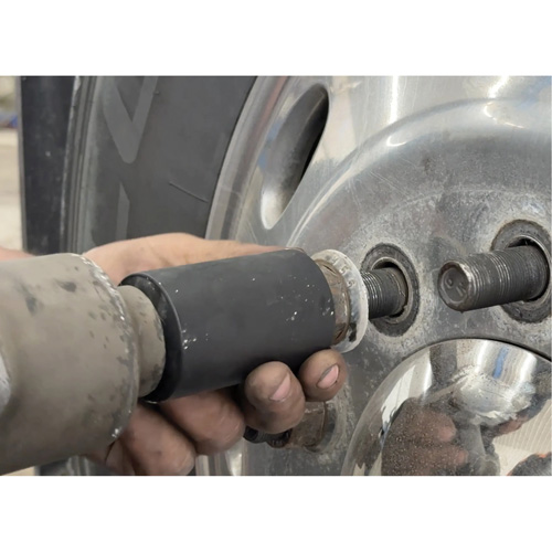 Hex & Twist Truck Lug Nut Socket Set SPOC Demo