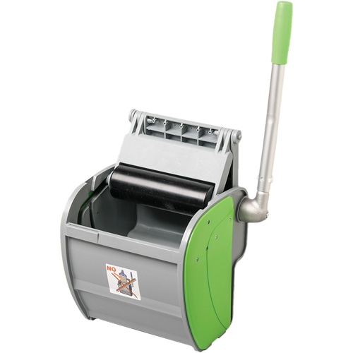 Roller Mop Wringer, Down Press SPOC Demo