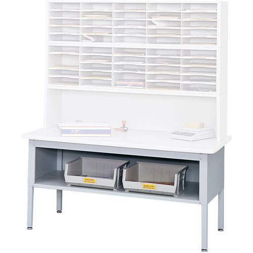 Mobilier E-Z Sort pour la salle du courrier- Tables de tri avec tablette-Dessus de table, 60" la x 28" p x 36" h, Stratifi&eacute; SPOC Demo