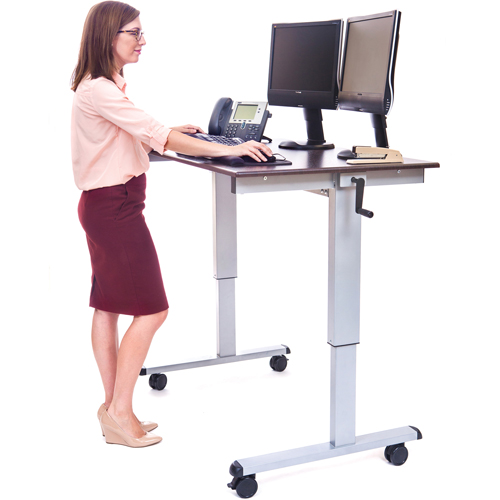 Postes de travail ajustables pour travail assis et debout , , 48-1/2" h x 48" la x 32-1/2" p, Noyer SPOC Demo