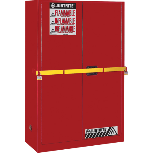 Armoire de rangement haute s&eacute;curit&eacute; avec barre en acier pour produits inflammables, 45 gal., 2 tablettes SPOC Demo