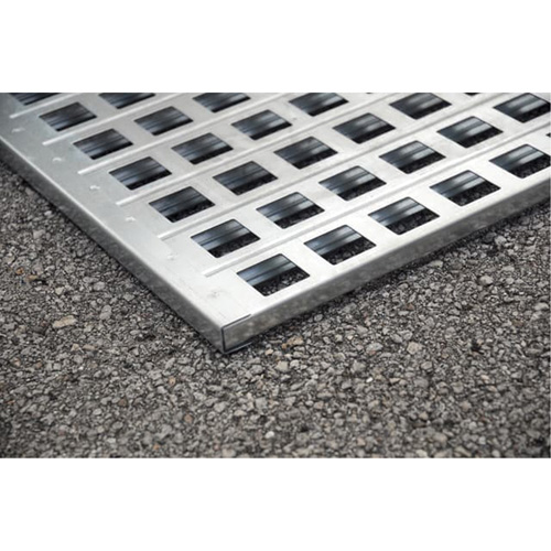 Ultra-Spill Pallet en acier, 2 barils, Capacit&eacute; de d&eacute;versement 68 gal. US, 47,2" x 31,4" x 17,4" SPOC Demo