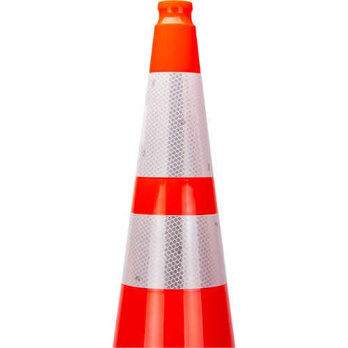 C&ocirc;ne de signalisation de premi&egrave;re qualit&eacute;, 36", Orange, Bande(s) r&eacute;fl&eacute;chissante(s) 4" & 6" SPOC Demo