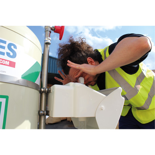 Douche d'urgence mobile et ind&eacute;pendant avec douche oculaire et faciale, Capacit&eacute; 30 gal., Conformit&eacute; Aucune SPOC Demo