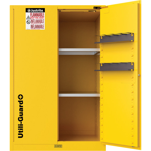 Armoire de s&eacute;curit&eacute; pour produits inflammables Utili-Guard+, 45 gal., 2 Porte(s), 43" La x 65" h x 22" p SPOC Demo