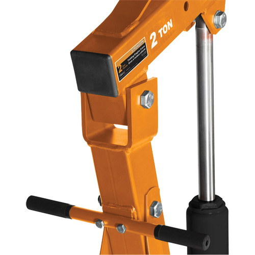Engine Cranes Folding - Strongarm SPOC Demo