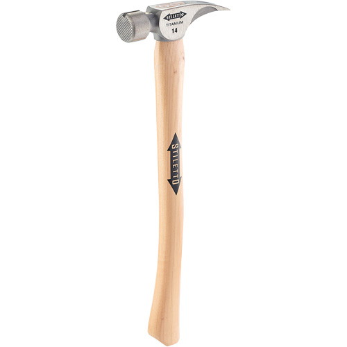 Marteau &agrave; face en titane frais&eacute;e avec manche incurv&eacute; en noyer, 14 oz, Prise en Bois, 18" lo SPOC Demo