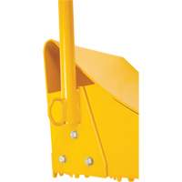 Cale de roue pour la glace avec poign&eacute;e ergonomique, Acier, Jaune, 8-1/16" la x 10-5/8" p x 8-13/16" h SPOC Demo