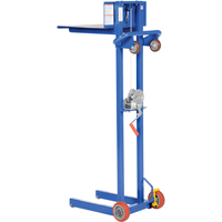 Empileur &agrave; plateforme, M&eacute;canisme Treuil manuel, Capacit&eacute; de 400 lb, Levage max de 58" SPOC Demo