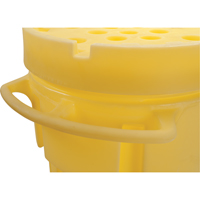 Trousse de lutte contre les d&eacute;versements de premi&egrave;re qualit&eacute;, Universel, Overpack/Baril de r&eacute;cup&eacute;ration, Absorbance de 95 gal. US SPOC Demo