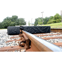 Ultra-Track Berm, 144 US gal. Capacity, 4' W x 6' L x 12" H, Foam Wall SPOC Demo