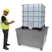 Ultra-IBC Spill Pallet en acier, Capacit&eacute; de d&eacute;versement 370 gal. US, 57,6" x 34,7" x 56,9" SPOC Demo