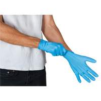 Vending Pack Disposable Gloves, Small, Nitrile, 4.5-mil, Powder-Free, Blue, Class 2 SPOC Demo