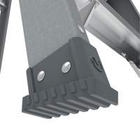 Step Ladder, 6', Fibreglass, 225 lbs. Capacity, Type 2 SPOC Demo